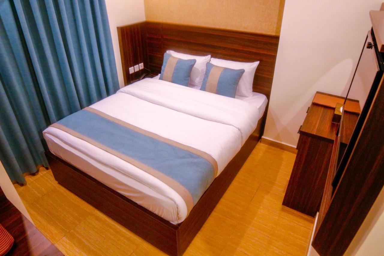 ِafnan Hotel Aqaba Esterno foto